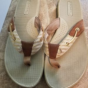 Sperry Seafish Flip Flops